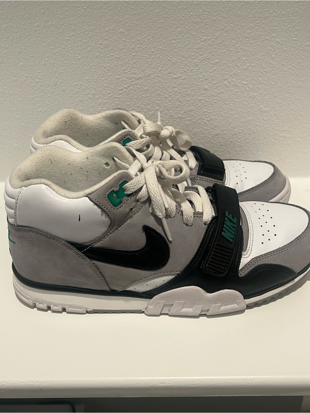 Nike Men’s White, Gray & Black Strap Training Sneakers with Teal Accents